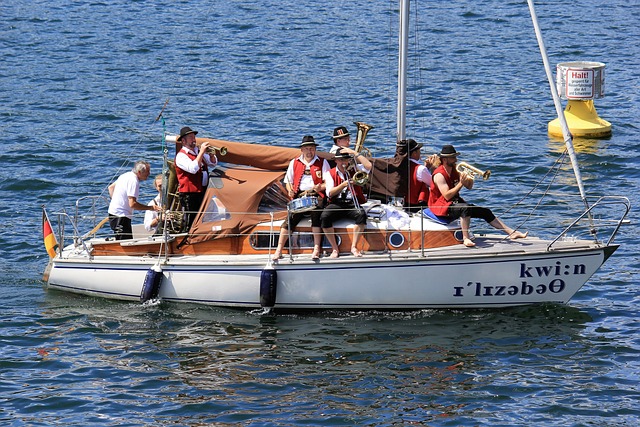 处于被动状 处于被动状